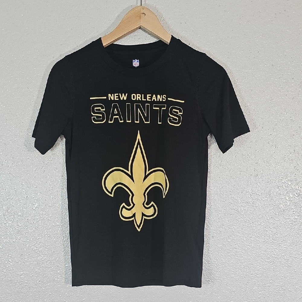 NWOT NFL New Orleans T-Shirt.